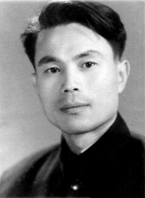 罗泰 Tai Luo照片