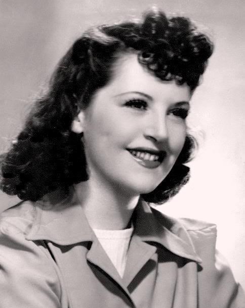 玛丽·斯图尔特 Mary Stewart照片