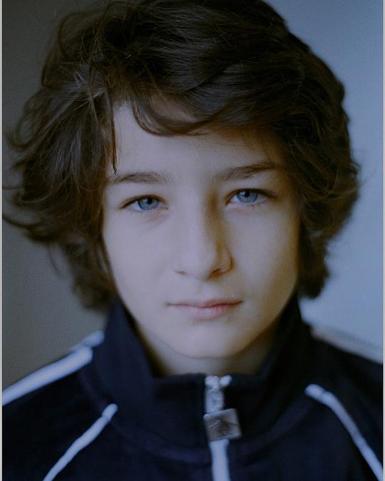 桑尼·苏尔季克 Sunny Suljic照片