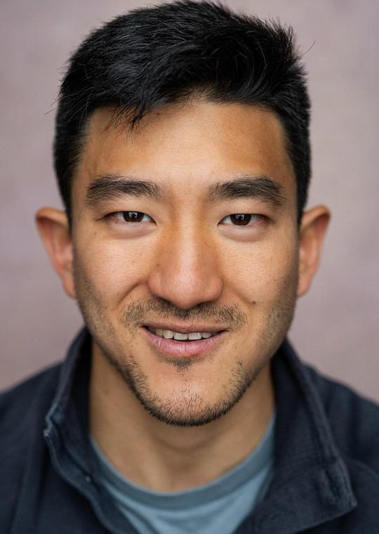 布莱恩·劳 Brian Law照片