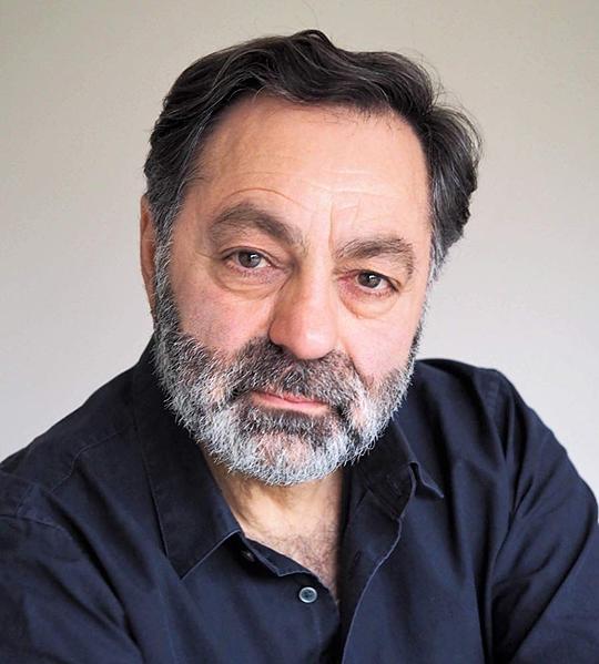 纳赛尔·米马齐亚 Nasser Memarzia照片