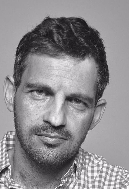 盖佐·罗赫里格 Géza Röhrig照片