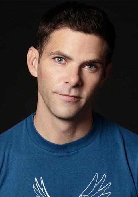 麦基·戴 Mikey Day照片