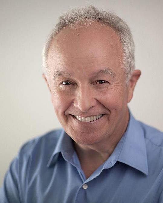 保罗·斯图尔特 Paul Stewart照片