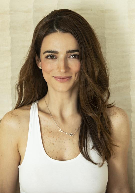 玛丽安娜·布雷利 Marianna Burelli照片