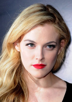 丽莉·吉欧 Riley Keough照片