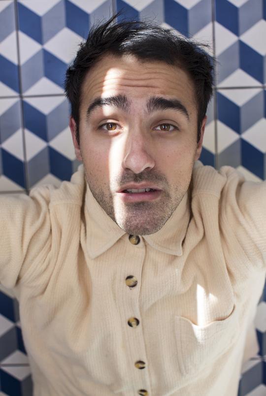 詹米·德米特鲁 Jamie Demetriou照片