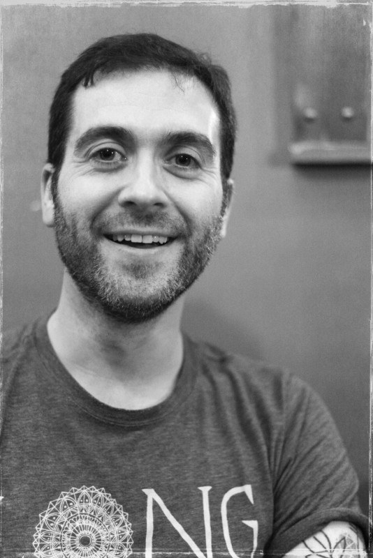 汤姆·摩尔 Tomm Moore照片