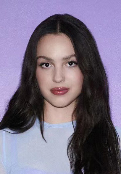 奥利维亚·罗德里戈 Olivia Rodrigo照片