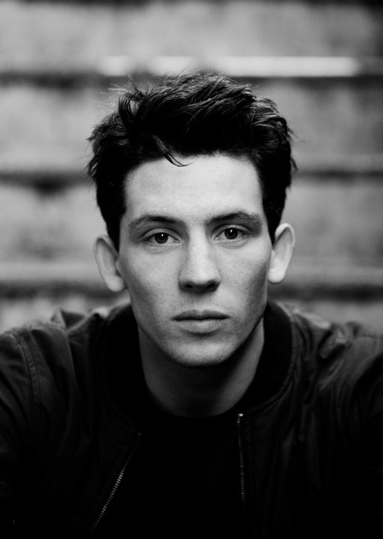 乔什·奥康纳 Josh O'Connor照片