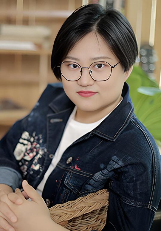 李佳怡 Jiayi Li照片