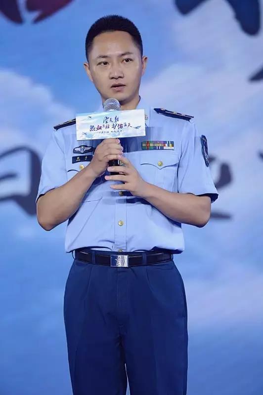 张力 Li Zhang照片