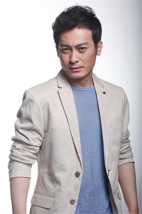 王一鸣 Yiming Wang照片