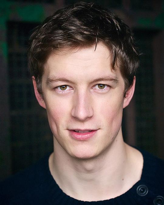 洛恩·麦克菲登 Lorne MacFadyen照片