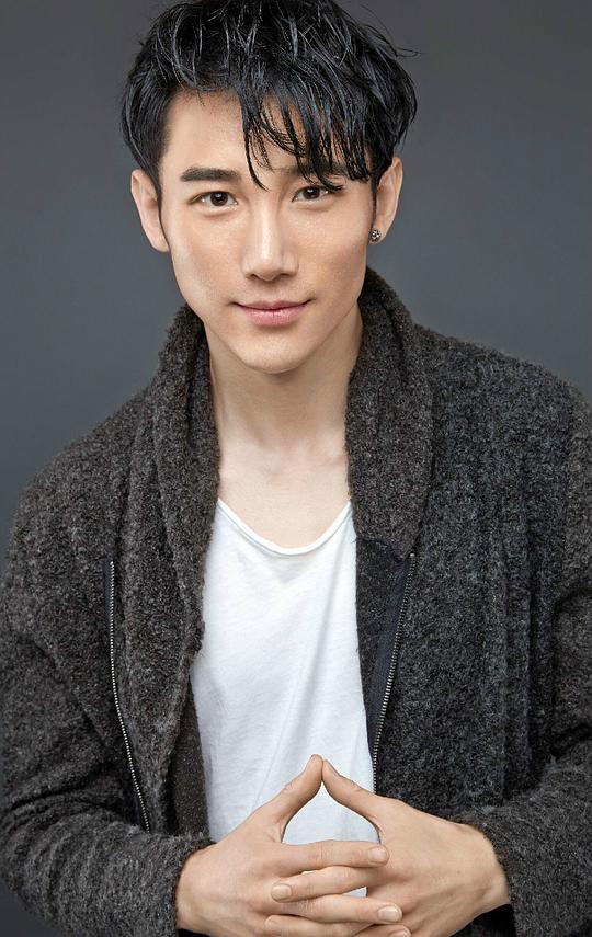 丁一 Yi Ding照片