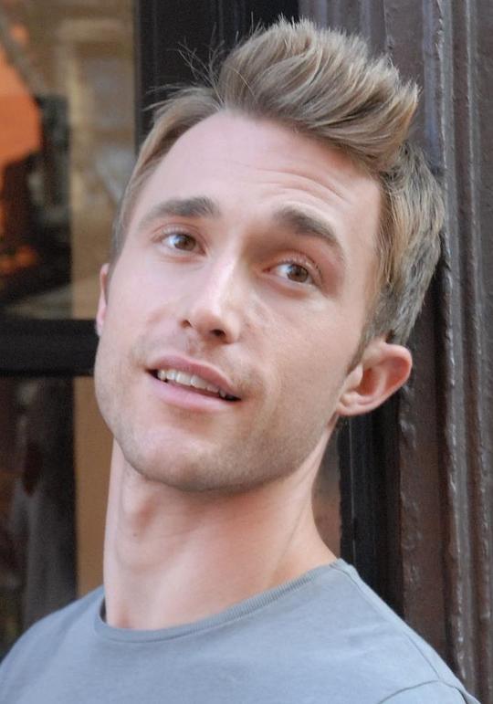 本·鲍尔 Ben Baur照片