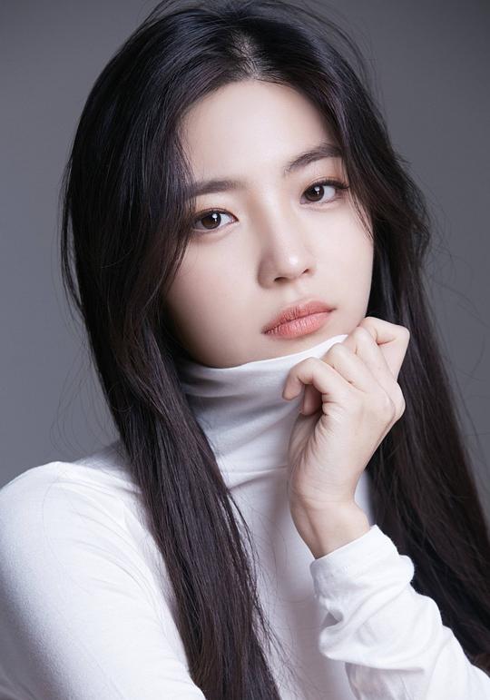 闵彩恩 Chae-eun Min照片