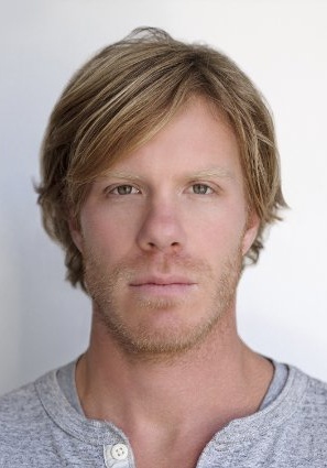 马克·门查卡 Marc Menchaca照片