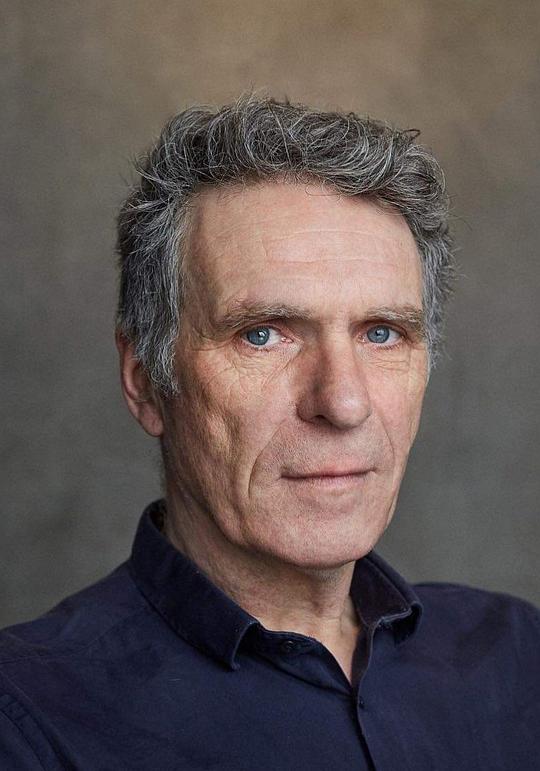 保罗·汉密尔顿 Paul Hamilton照片