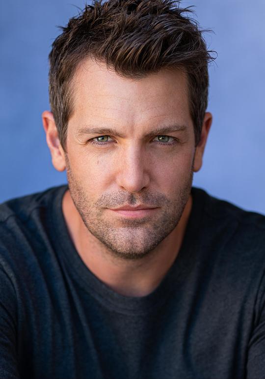 蒂姆·罗斯 Tim Ross照片