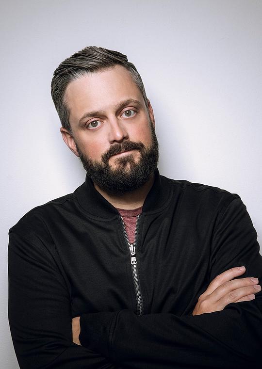 奈特·巴盖兹 Nate Bargatze照片