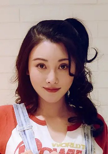 管乐 Le Guan照片