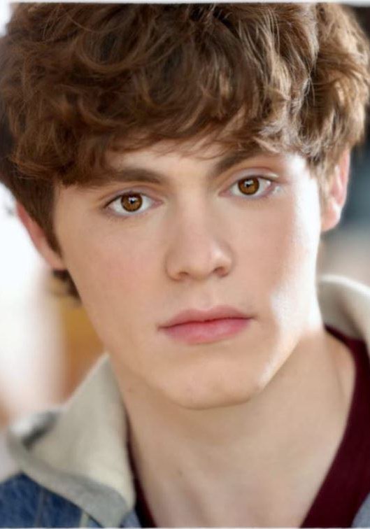 杰克·尚皮永 Jack Champion照片