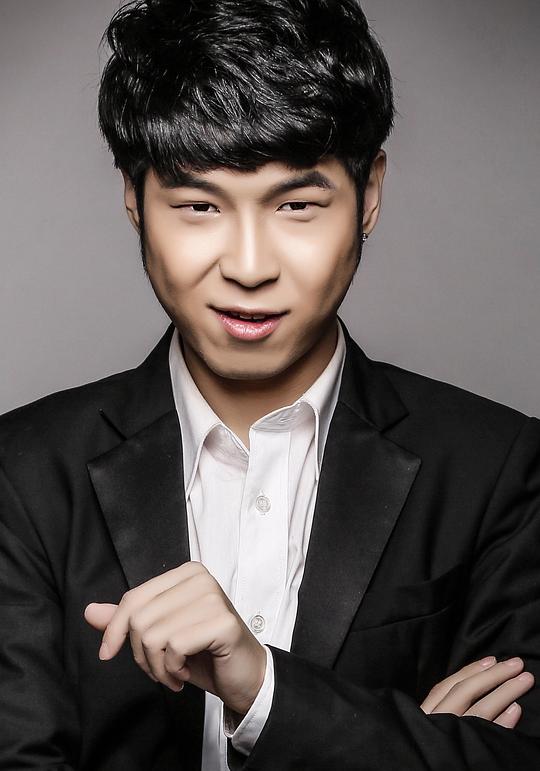 杨默 Mo Yang照片