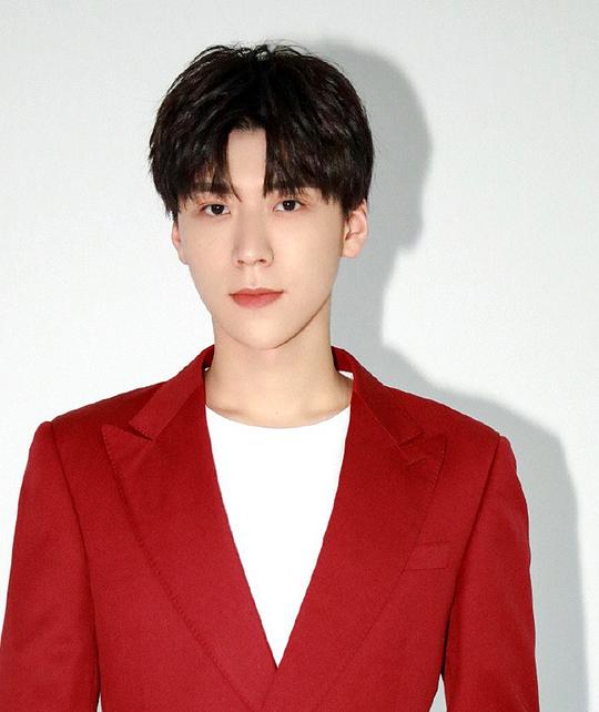 王博文 Bowen Wang照片