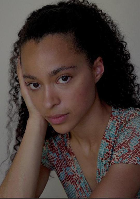 卓拉·辛普森·卡塞贝尔 Zora Casebere照片