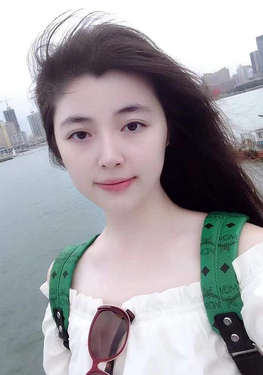 张冰玉 Bingyu Zhang照片