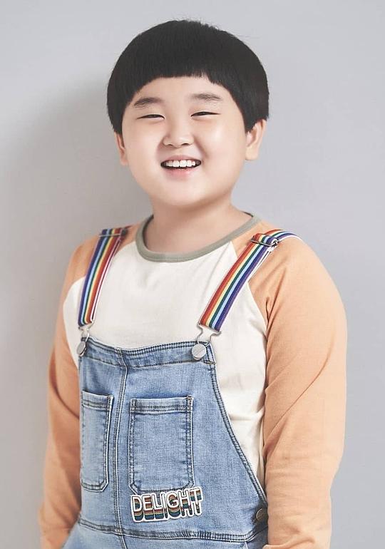 金俊 Kim Jun照片