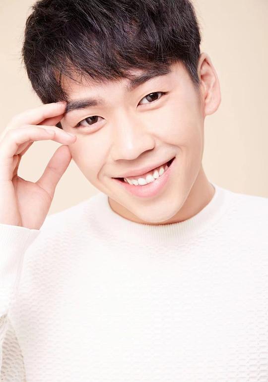 张耀之 Woody照片