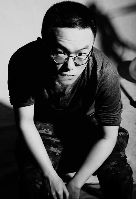 周游 You Zhou照片