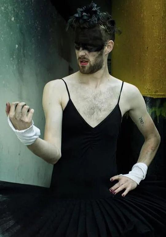 马修·巴伦 Matthew Baren照片