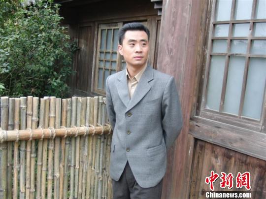 陈学刚 Xuegang Chen照片