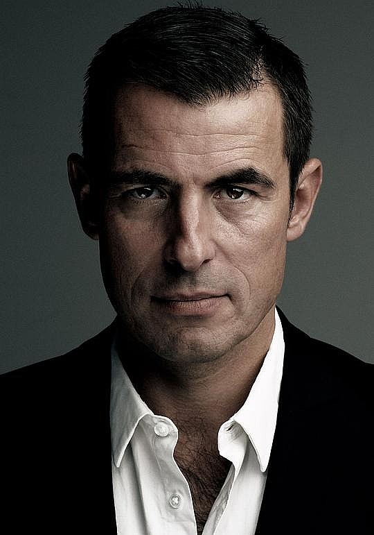 克拉斯·邦 Claes Bang照片