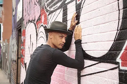 杰克·费尔布罗瑟 Jake Fairbrother照片