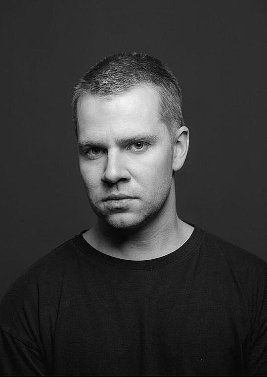 毛里·利夫 Mauri Liiv照片