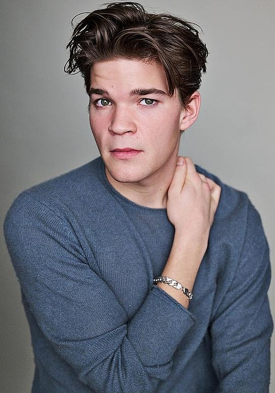 加布里埃尔·斯科特 Gabriel Scott照片