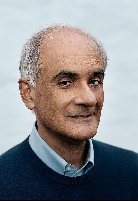 皮柯·耶尔 Pico Iyer照片