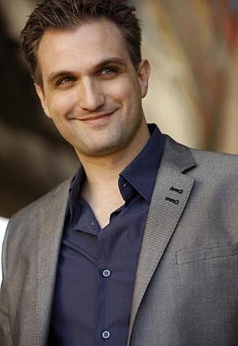 劳伦特·布松 Laurent Buson照片