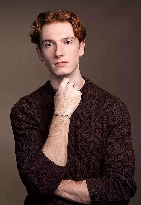 伊桑·桑德斯 Ethan Saunders照片
