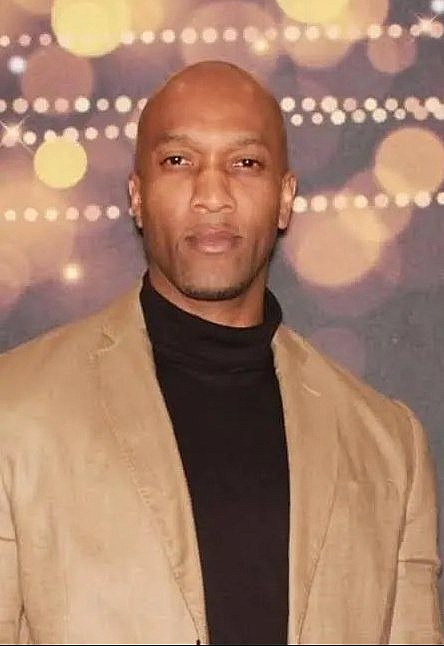 贾马尔·劳埃德·约翰逊 Jamal Lloyd Johnson照片