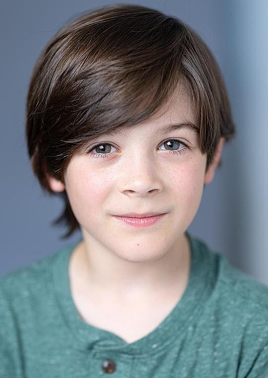 迈尔斯·马萨勒 Miles Marthaller照片