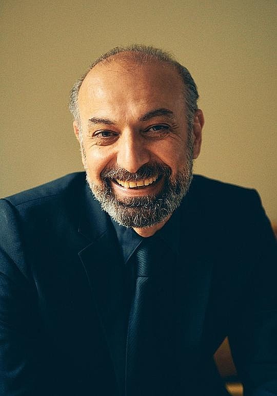 胡萨姆·查达特 Husam Chadat照片