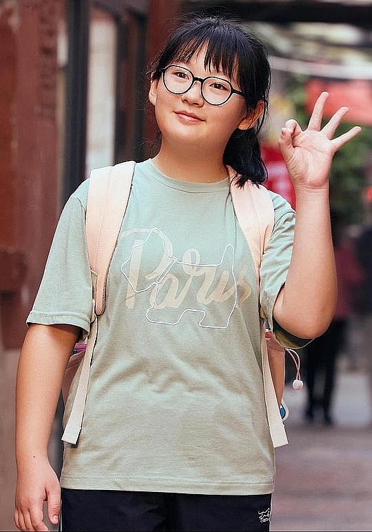 张馨文 Xinwen Zhang照片