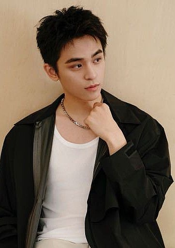 黄博远 Boyuan Huang照片