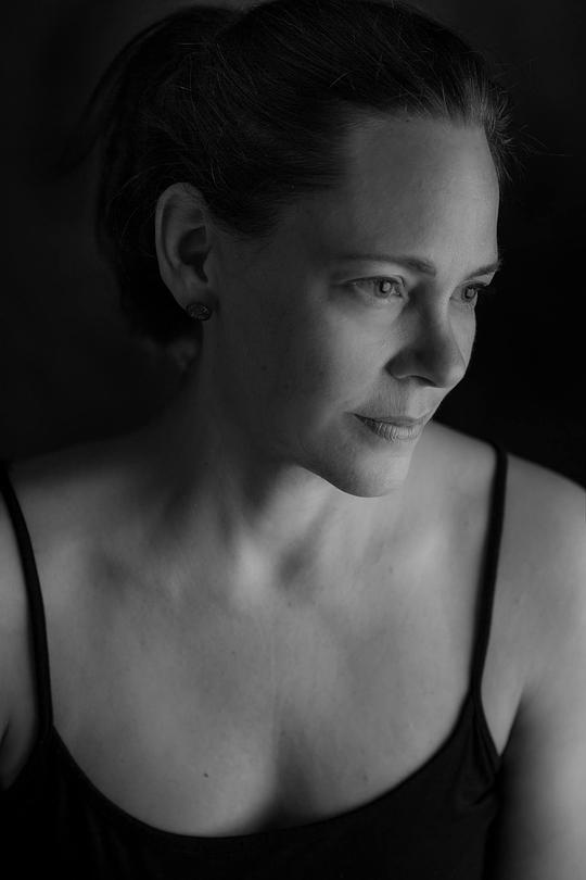 玛丽·克拉夫特 Mary Kraft照片