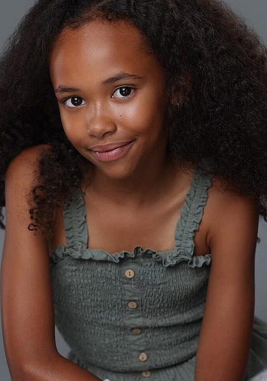 阿莉雅·恩吉尼奥 Aaliyah Nginyo照片